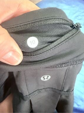 NWOT 10 Tall lululemon athletica Women's Black Pleated Athletic Skort
